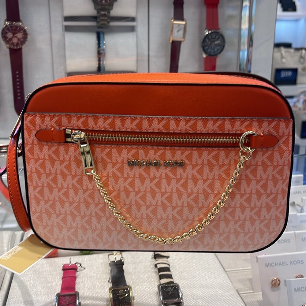 Michael Kors Jet Set Large East West Ombré Signature Logo Crossbody Bag
Red Clay - Picture 10 of 16